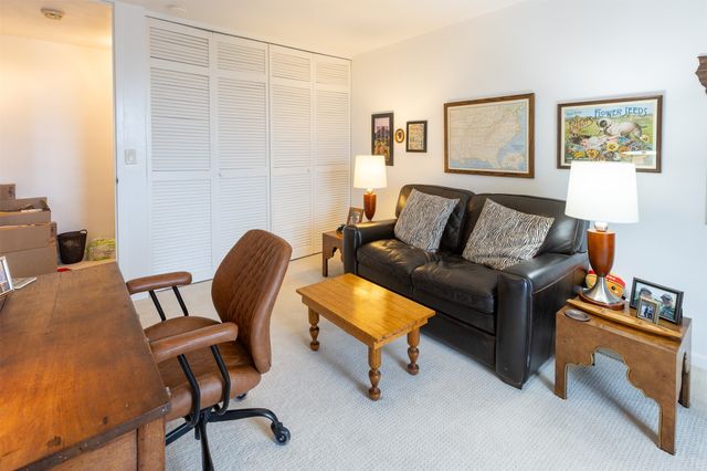 3663 Grand Avenue 401, Des Moines, IA 50312