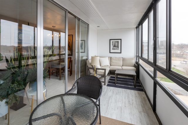 3663 Grand Avenue 401, Des Moines, IA 50312