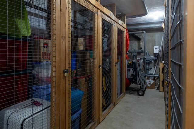 3663 Grand Avenue 401, Des Moines, IA 50312