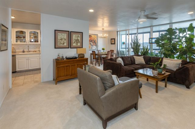 3663 Grand Avenue 401, Des Moines, IA 50312