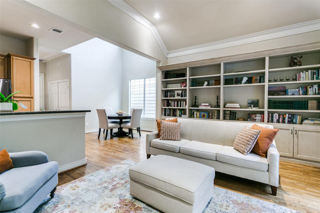 5742 Kiam Street, Houston, TX 77007