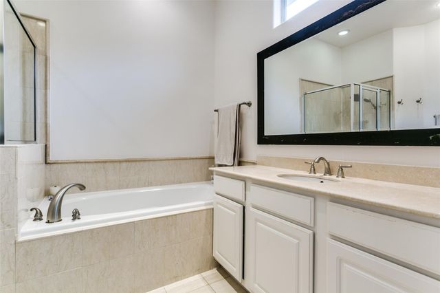 5742 Kiam Street, Houston, TX 77007