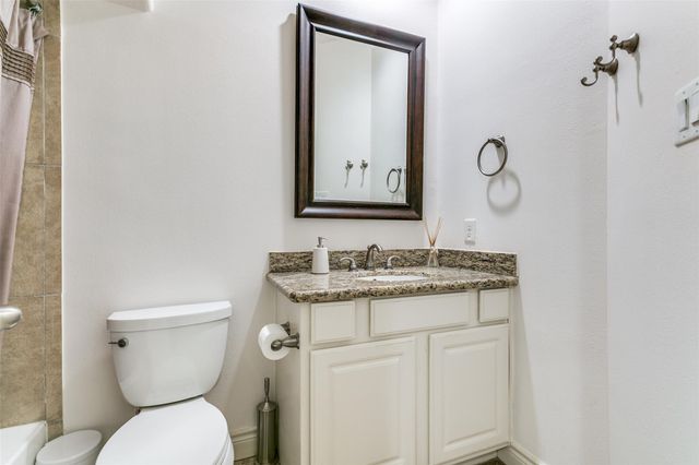 5742 Kiam Street, Houston, TX 77007