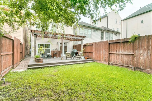 5742 Kiam Street, Houston, TX 77007