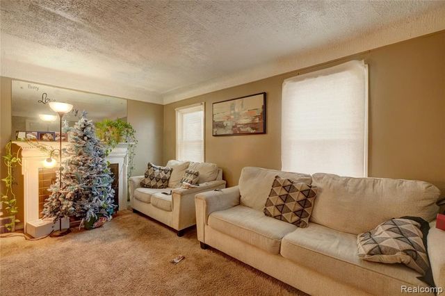 19159 Meyers Road, Detroit, MI 48235