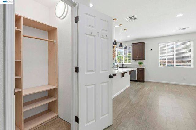 1446 S Terra Verde St, Mountain House, CA 95391