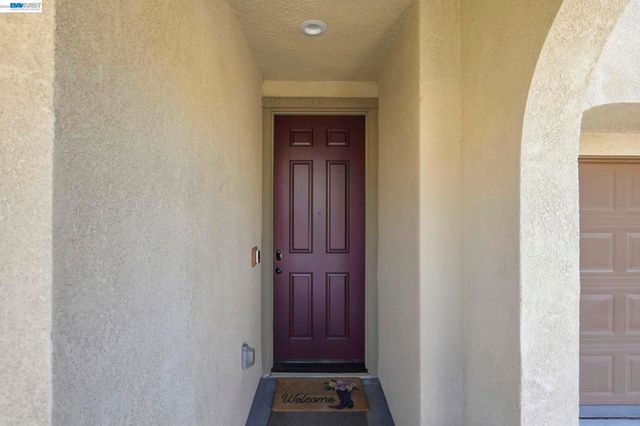1446 S Terra Verde St, Mountain House, CA 95391