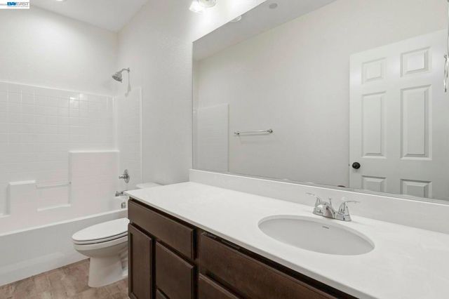 1446 S Terra Verde St, Mountain House, CA 95391