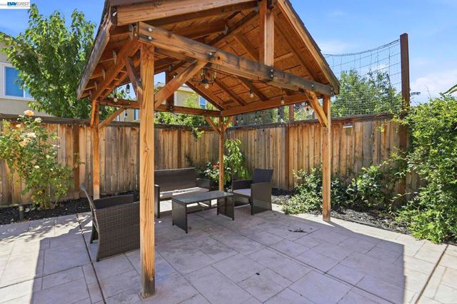 1446 S Terra Verde St, Mountain House, CA 95391