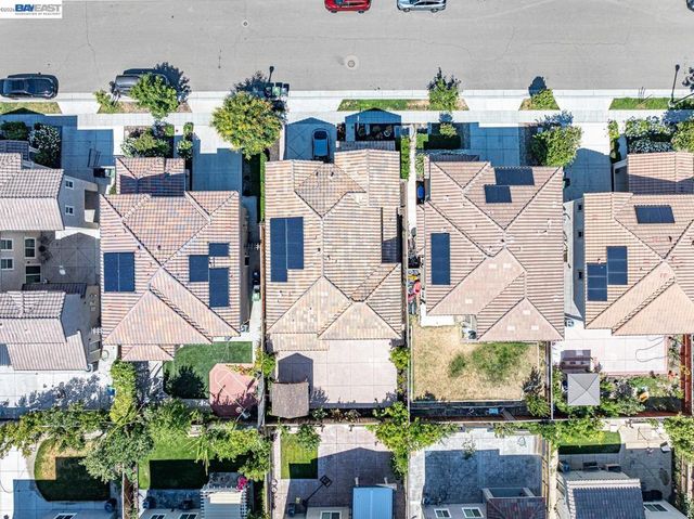 1446 S Terra Verde St, Mountain House, CA 95391