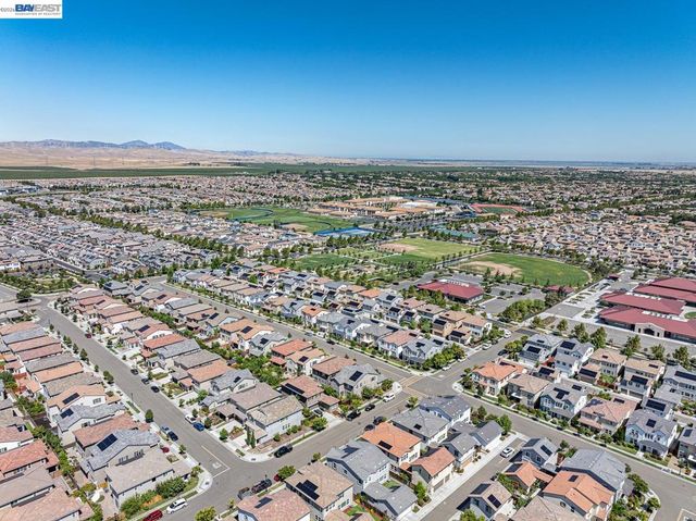 1446 S Terra Verde St, Mountain House, CA 95391