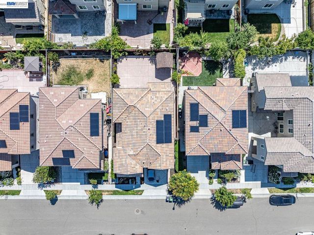 1446 S Terra Verde St, Mountain House, CA 95391