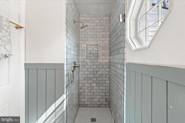 6110 WELBORN DR, Bethesda, MD 20816