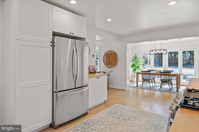 6110 WELBORN DR, Bethesda, MD 20816