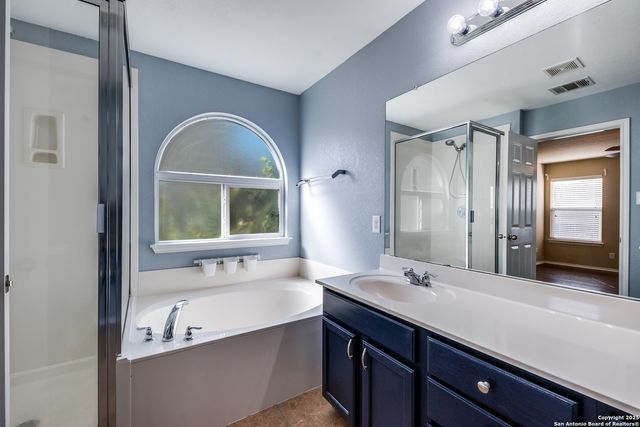 11638 Valley Garden, San Antonio, TX 78245