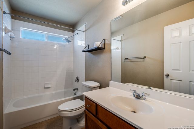 11638 Valley Garden, San Antonio, TX 78245