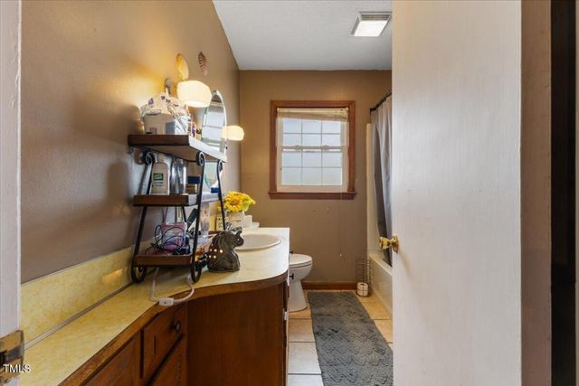 2503 Mckinney Street, Burlington, NC 27217