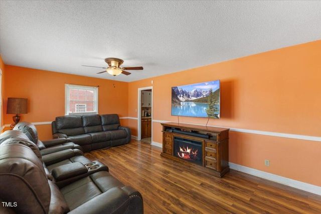 2503 Mckinney Street, Burlington, NC 27217