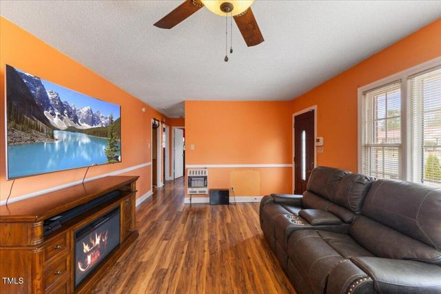 2503 Mckinney Street, Burlington, NC 27217