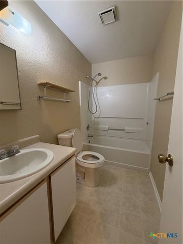 3406 Sante Fe Trail, Seguin, TX 78155