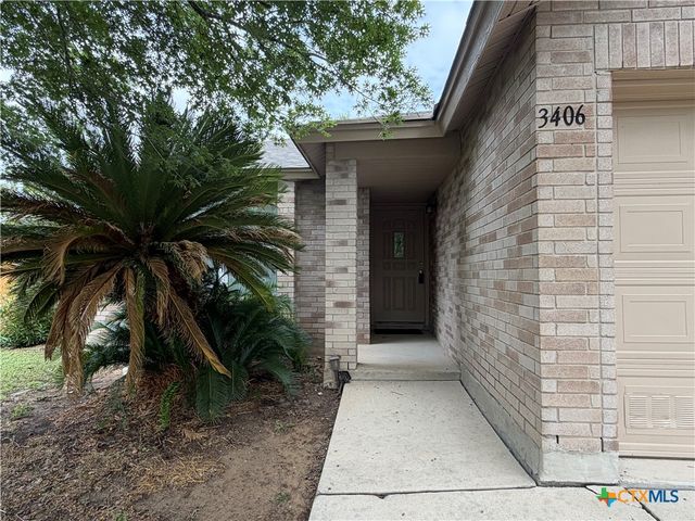 3406 Sante Fe Trail, Seguin, TX 78155