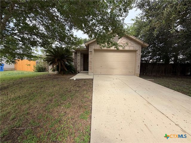 3406 Sante Fe Trail, Seguin, TX 78155