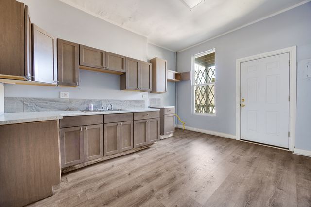 1636 S Homan Avenue, Chicago, IL 60623