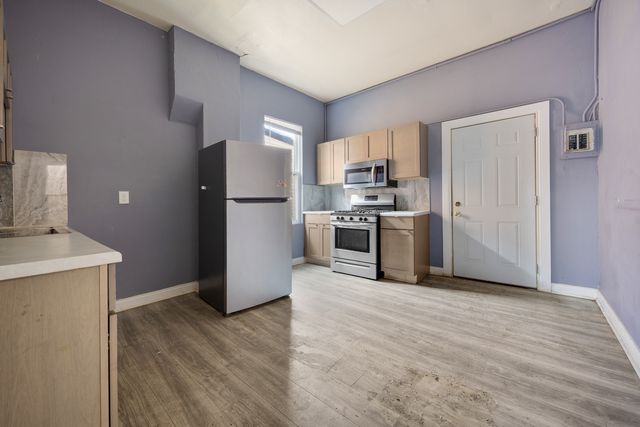1636 S Homan Avenue, Chicago, IL 60623