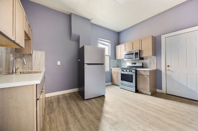 1636 S Homan Avenue, Chicago, IL 60623