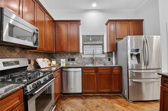 2304 Jackson Street, Houston, TX 77004
