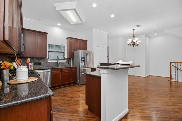 2304 Jackson Street, Houston, TX 77004