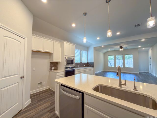 327 Sonata Cyn, Spring Branch, TX 78070