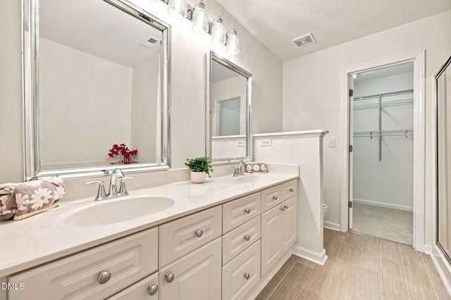 11019 Southwalk Lane, Raleigh, NC 27614