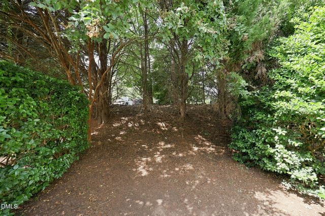 11019 Southwalk Lane, Raleigh, NC 27614