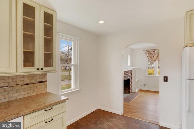 1406 SIMPSON FERRY RD, New Cumberland, PA 17070