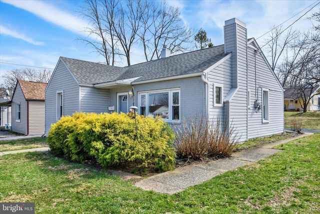 1406 SIMPSON FERRY RD, New Cumberland, PA 17070