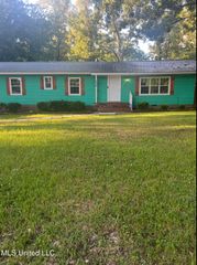 315 E Northside Drive, Jackson, MS 39206