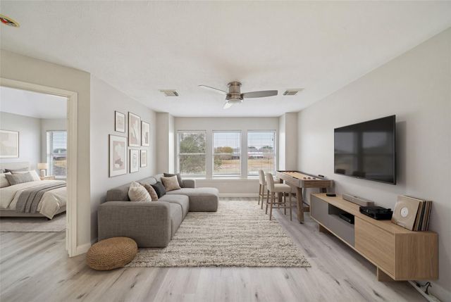 12310 Shadow Island Drive, Houston, TX 77082