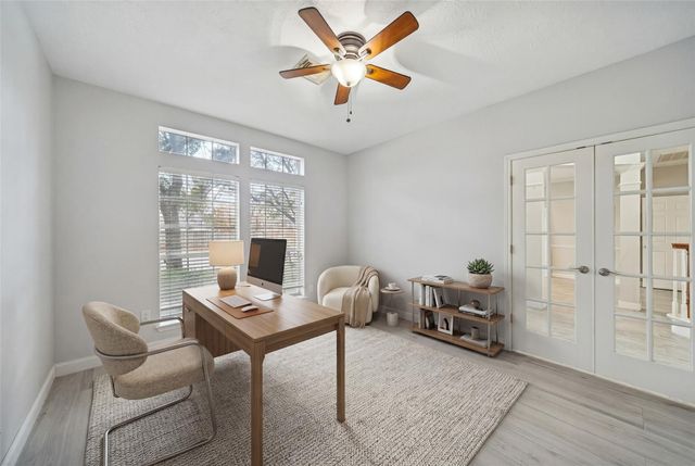 12310 Shadow Island Drive, Houston, TX 77082