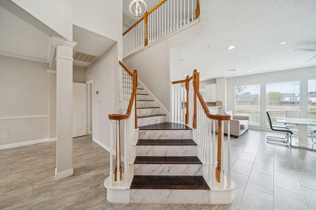 12310 Shadow Island Drive, Houston, TX 77082
