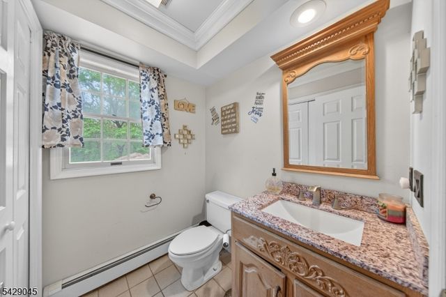 20 Willow Grove Ct, Ogdensburg Boro, NJ 07439