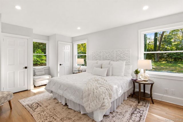 34 Old Field Road, Setauket, NY 11733