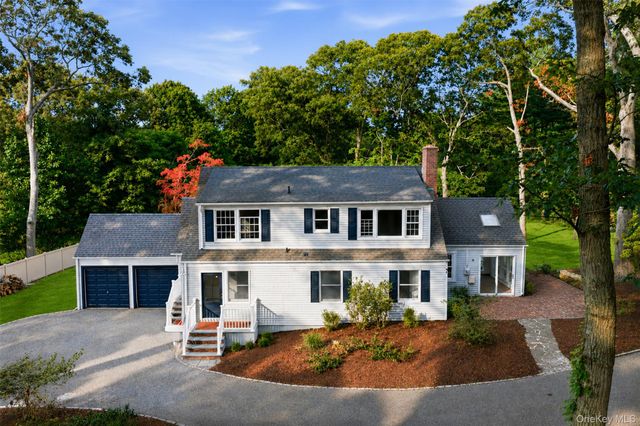 34 Old Field Road, Setauket, NY 11733