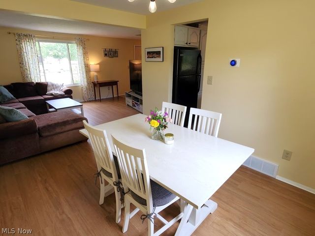 900 Berkshire Drive, Macedonia, OH 44056