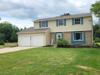 900 Berkshire Drive, Macedonia, OH 44056
