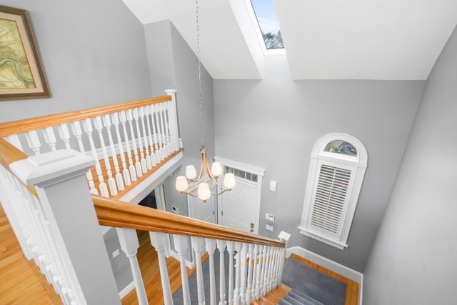 16 Quinns Way, Mashpee, MA 02649