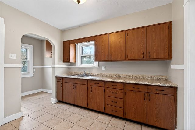 214 Geneva Road, Dayton, OH 45417