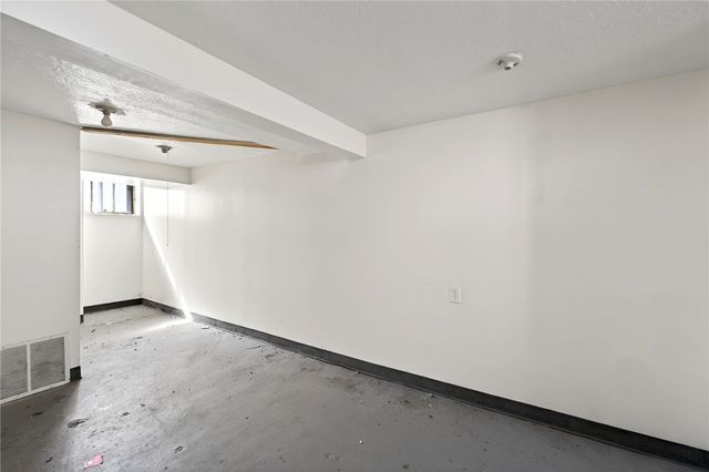 214 Geneva Road, Dayton, OH 45417