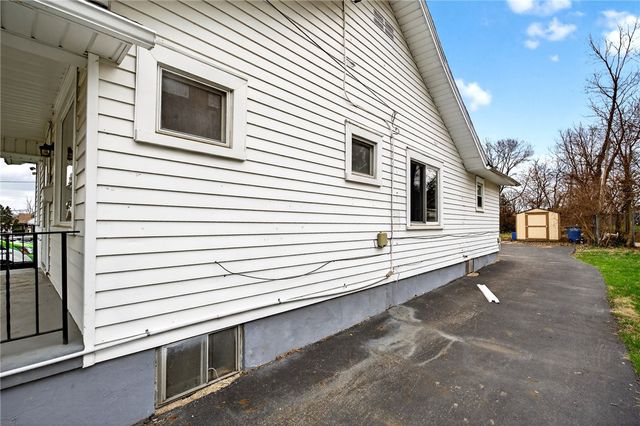 214 Geneva Road, Dayton, OH 45417