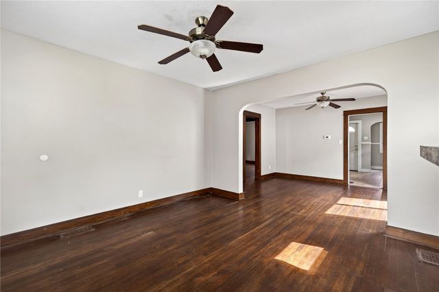 214 Geneva Road, Dayton, OH 45417